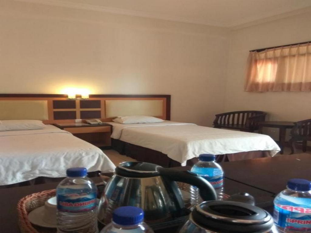 Graha Hotel Sragen Eksteriør bilde