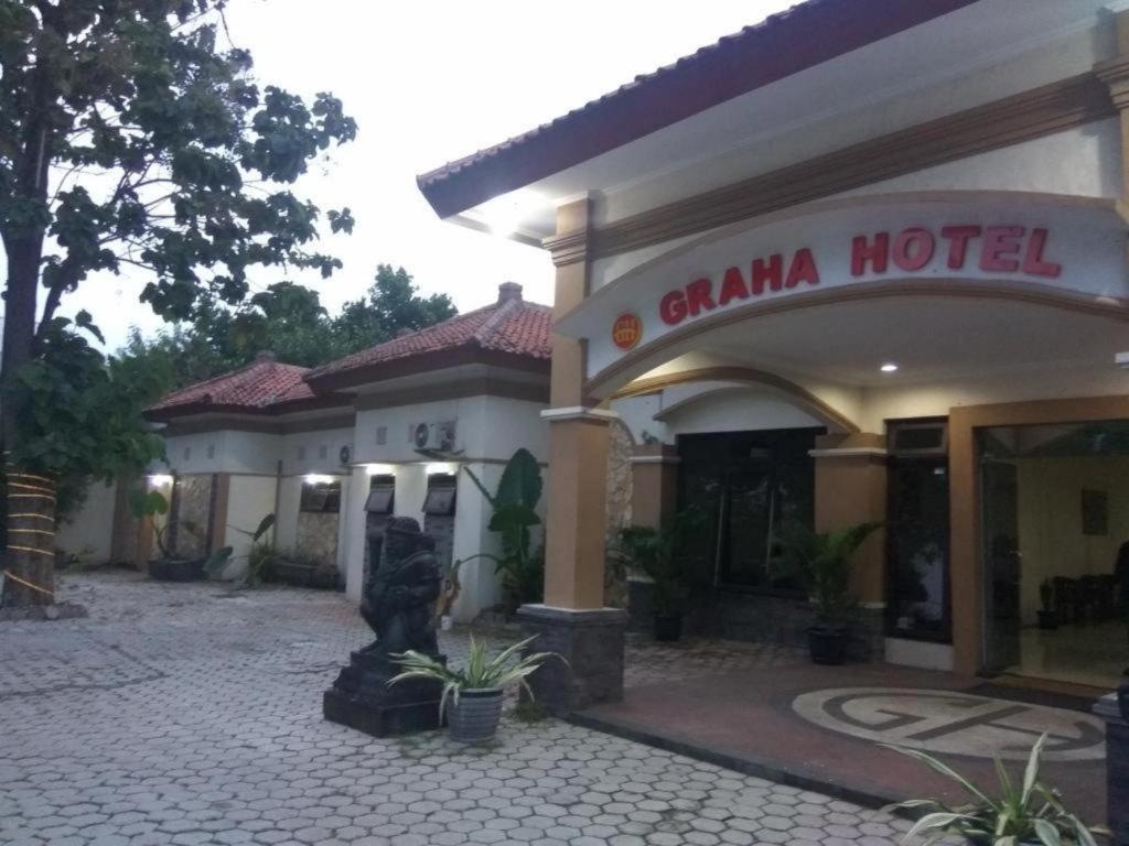 Graha Hotel Sragen Eksteriør bilde