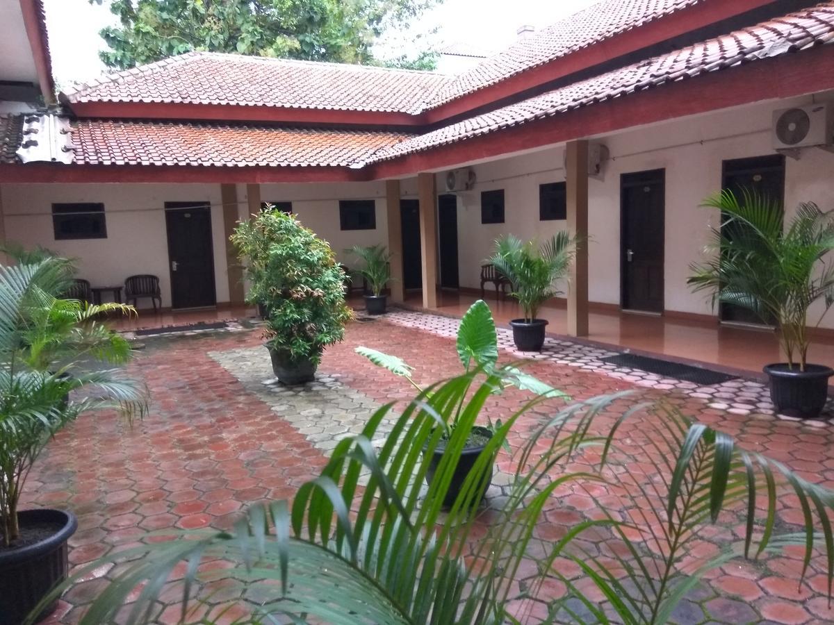 Graha Hotel Sragen Eksteriør bilde