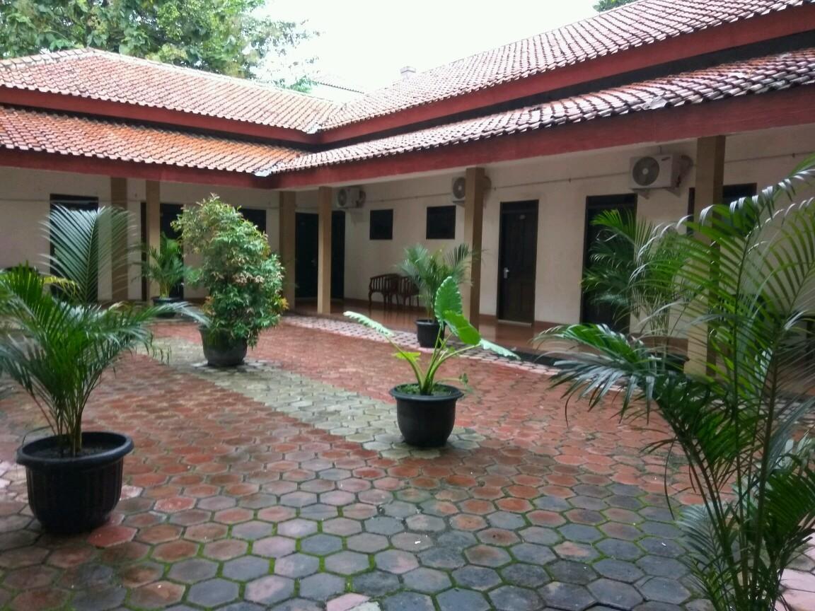 Graha Hotel Sragen Eksteriør bilde
