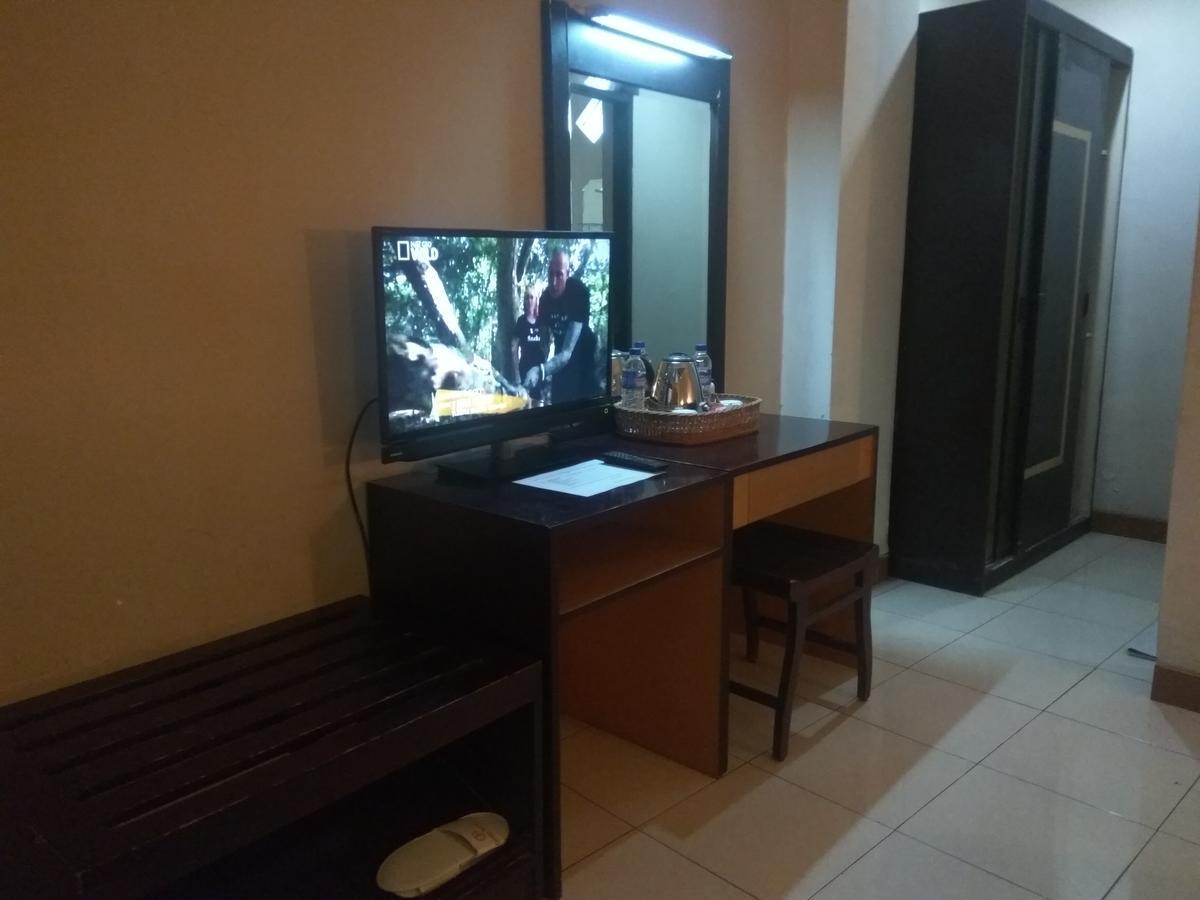 Graha Hotel Sragen Eksteriør bilde