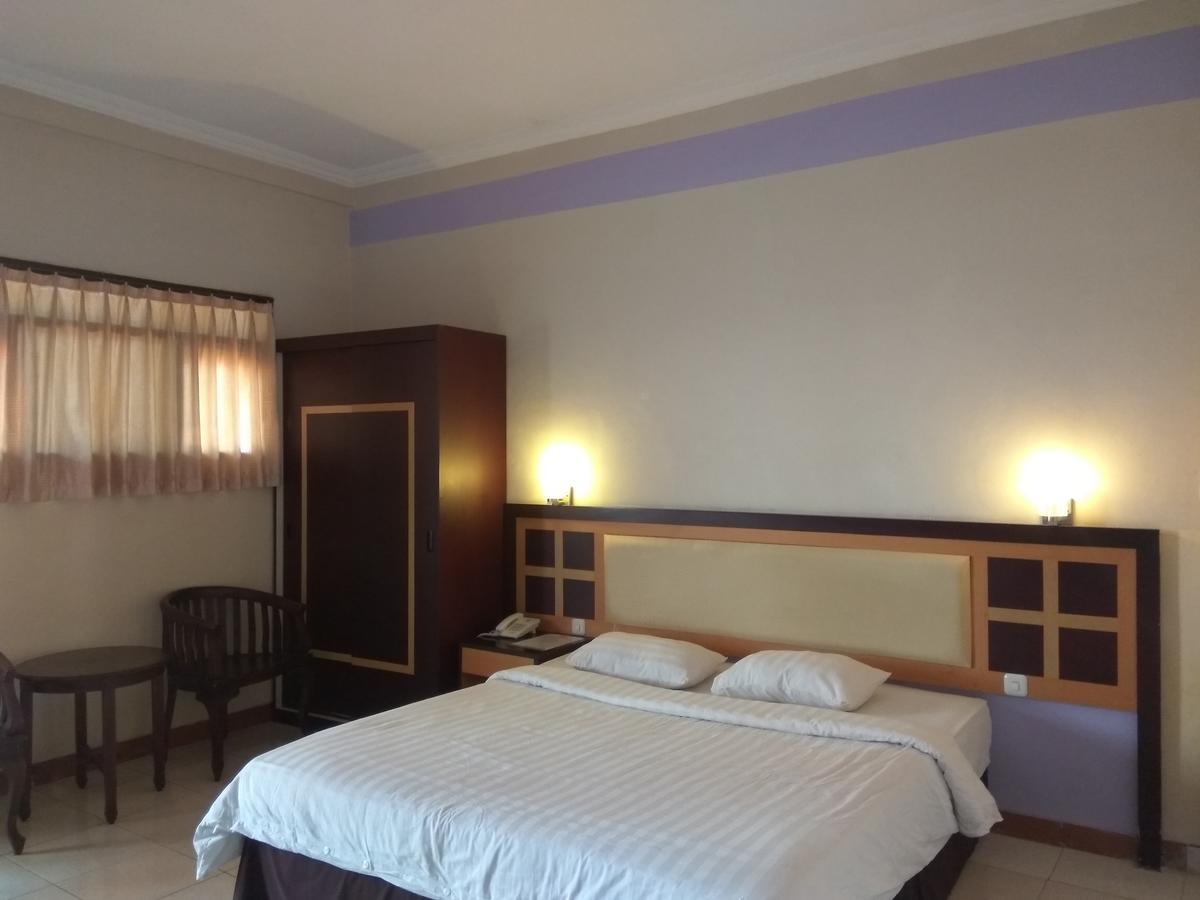 Graha Hotel Sragen Eksteriør bilde